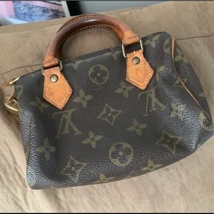Louis Vuitton mini Speedy